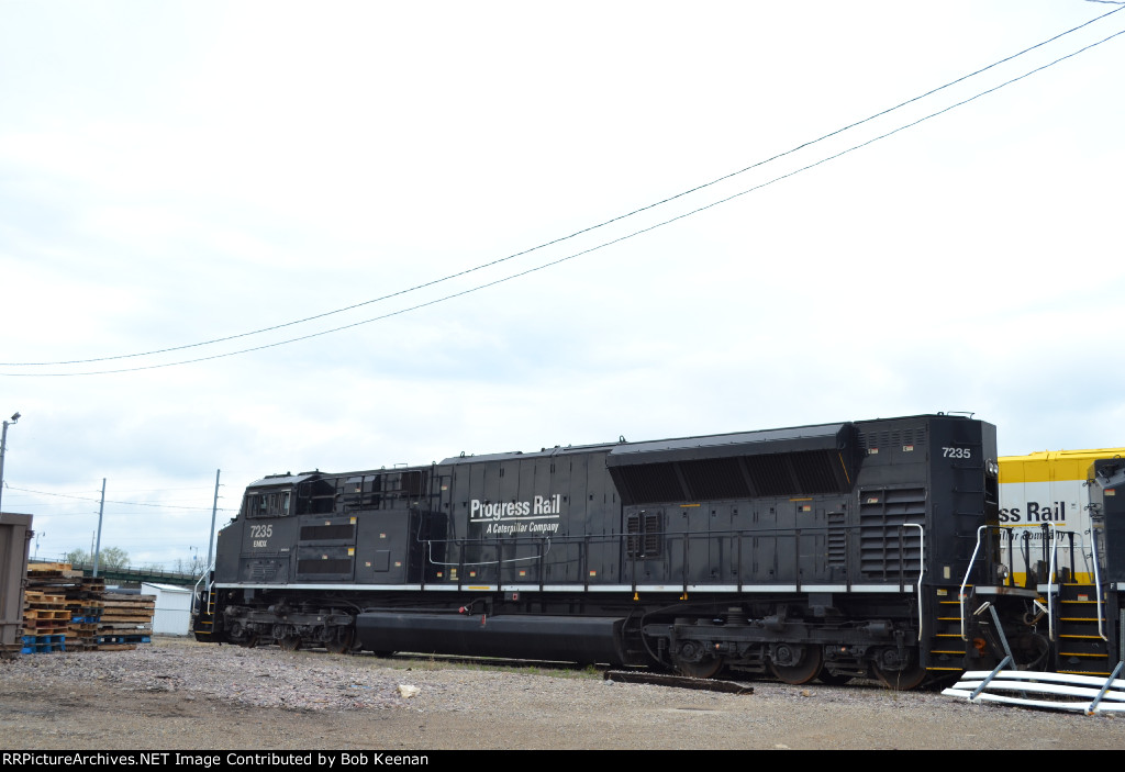 EMDX 7235
